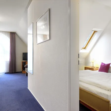 Otel Zur Prinzenbruecke