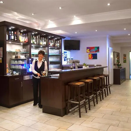 Hotel Zur Prinzenbruecke 3*