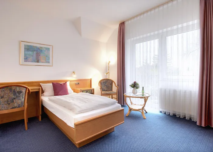 Zur Prinzenbrücke Hotel