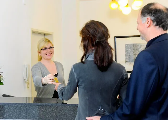 Zur Prinzenbruecke Hotel 3*